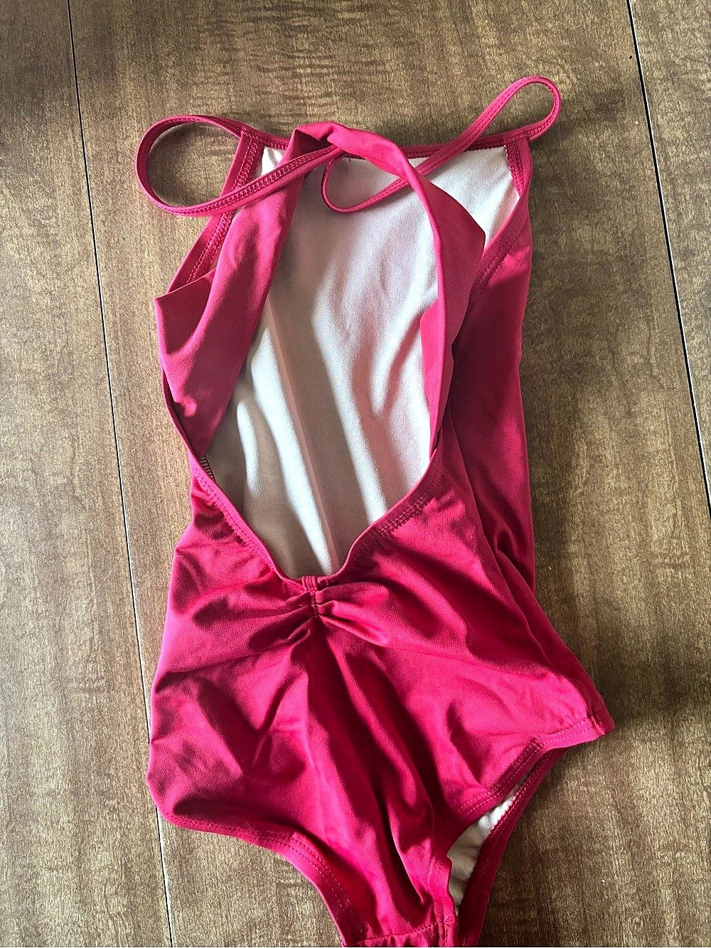 Red dance leotard - Picture 2 of 3